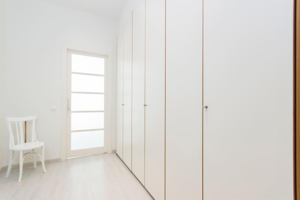 Apartamento Piso Luminoso Con Vistas En El Centro De *